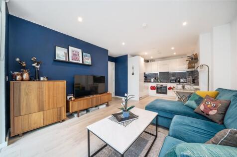 Living Area/Kitchen