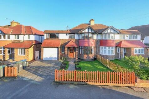 chiltern-drive-kt5-8lx-944779