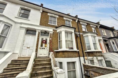72b Minford Gardens, London W14 0AP