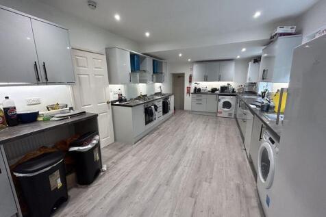 Rolleston Drive, Nottingham photo 2