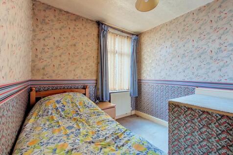 24-gooder-lane-ewemove-brighouse_00019
