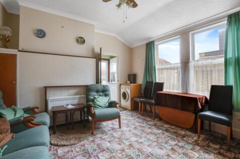 01-dc91JHPropWpen- 42 Pelham Road - 22.jpg