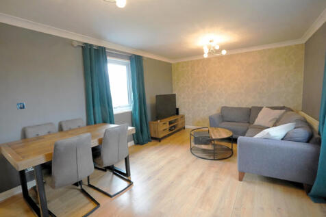 Living room 1.jpeg