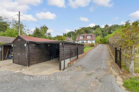 Driveway/Parking