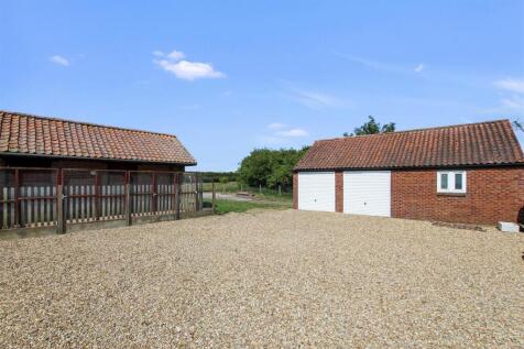 Double Garage &amp; Stables.JPG