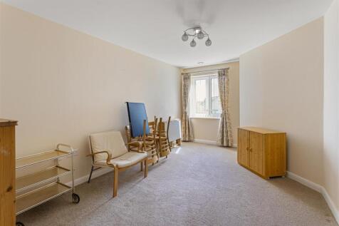 Flat_19_Smithson_Court_13.jpg