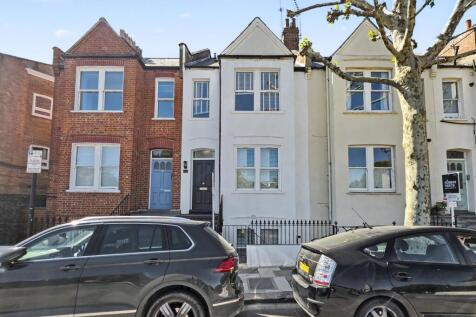 Flat B, 34 Ellingham Road, Shepherds Bush, London W12 9PR