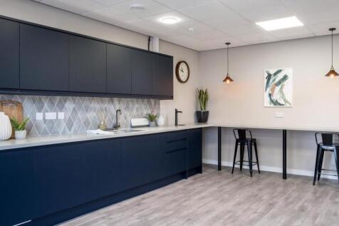 Serviced Office to rent Image 3