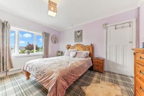 Master Bedroom 1 - High Green Road - EweMove Ponte