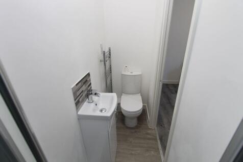 Bill Included Ensuite Room Midland Road, Wellingborough photo 5