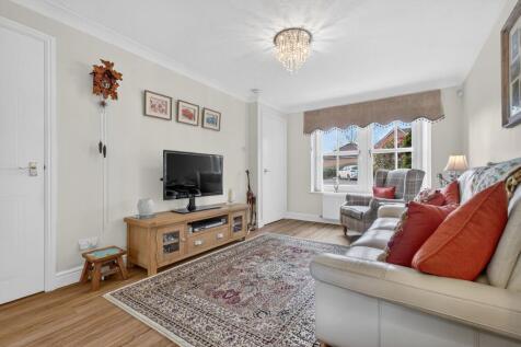 Lounge / Dining Room