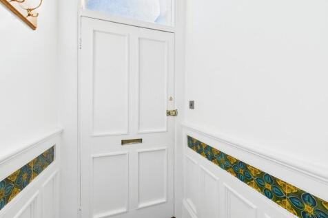 CAM03974G0-PR0120...