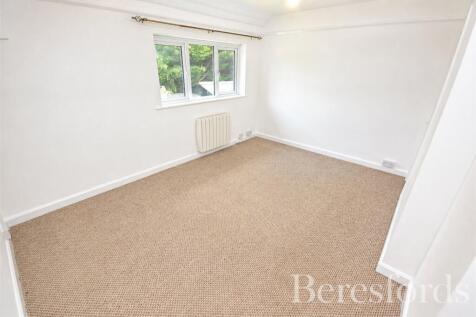 Hillcrest, Chignal Smealey, CM1 photo 4