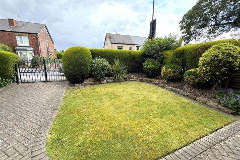 front garden.jpeg