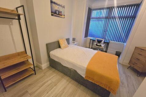 Flat 1,  120 Westbury Street, Thornaby, Stockton-on-Tees photo 5
