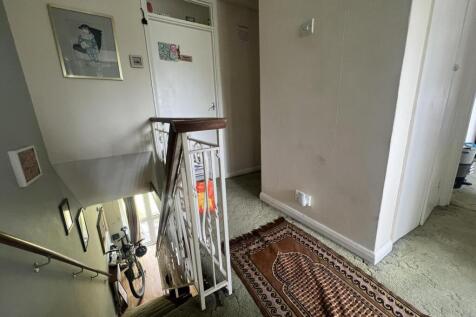 Eggington Road photo 4