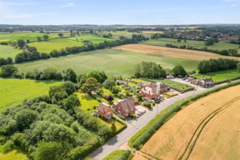 136 Hurley Common, Hurley