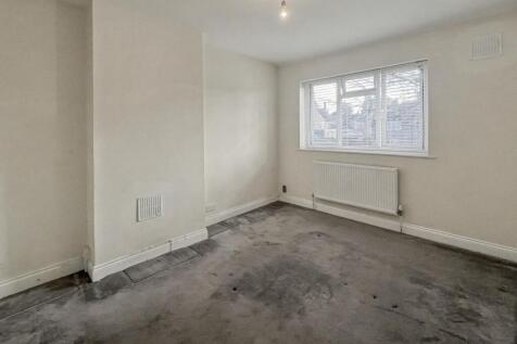 375 Downham Way, Bromley, Kent, BR1 5EW
