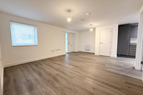 28 Swain Court, Woodston, Peterborough, PE2 photo 4