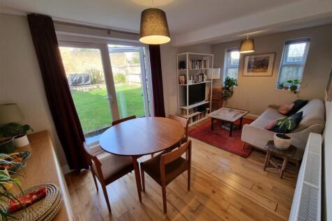 Flat A, 26 Kingsmead Diningroom.jpg