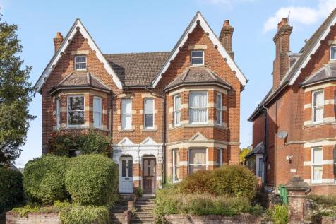 82 Normandy Street, Alton, Hampshire, GU34 1DH