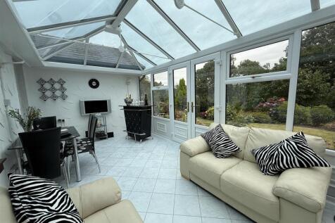 FRONT CONSERVATORY