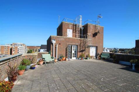 Communal Roof Terrace