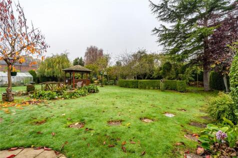 Rear Garden (3)