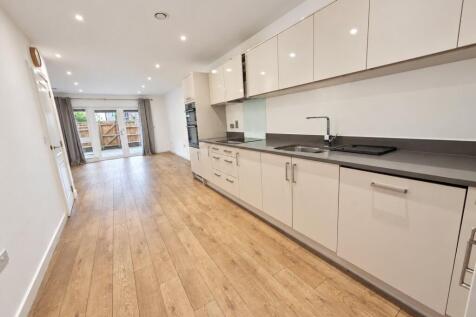 Reception/Kitchen