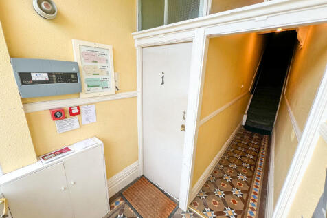 63 Royal Avenue West, Onchan