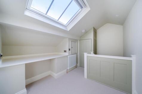 EweMove Harrogate Aptartment Two Study