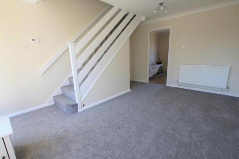 Howlett Drive, Hailsham, BN27 photo 4