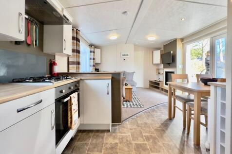 00f011ad-e277-41e...