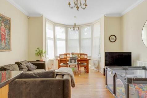 Kitchen/Living Space
