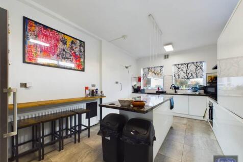 Kitchen (2)