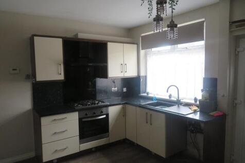 Rhodes Street, Smallbridge, OL12 photo 3