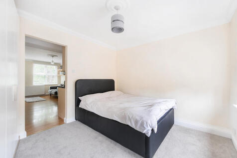 1279747-9-6825e50...