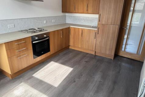 Upper Flat 104 East High Street, Forfar, Angus, DD8 photo 4