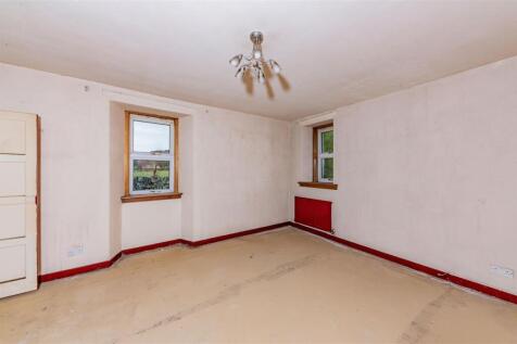 Smiddy Cottage East Glenogil-10.JPG