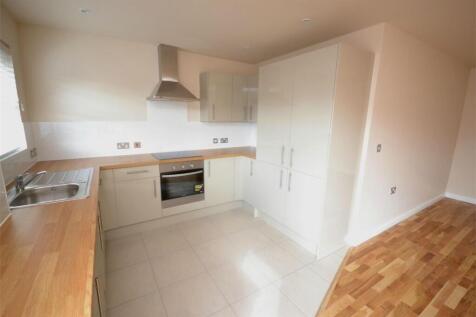 Kitchen 2.jpg