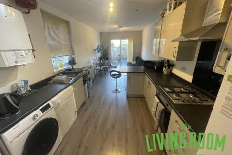 Kitchen and lounge