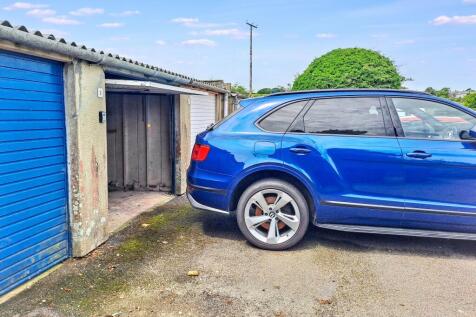 Garage 2 Bodinnar Close, Bodinnar Lane, Newbrige, Penzance, TR20 8NN