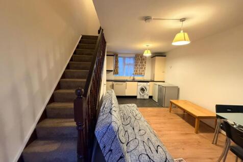 WhatsApp Image 2025-12-18 at 11.05.08.jpeg