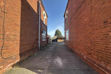 Hainton Avenue, Grimsby photo 3