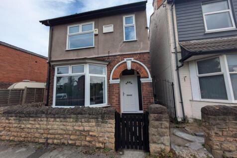 4 Bedroom House in NG7 2DU
