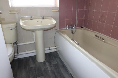 Sprigfield Drive, Westcliff on Sea photo 4