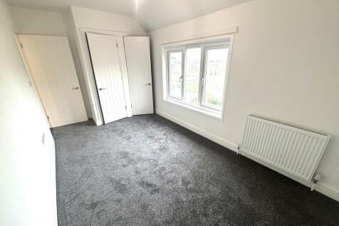 Holbeach Close, Wymering, Portsmouth, PO6 photo 5