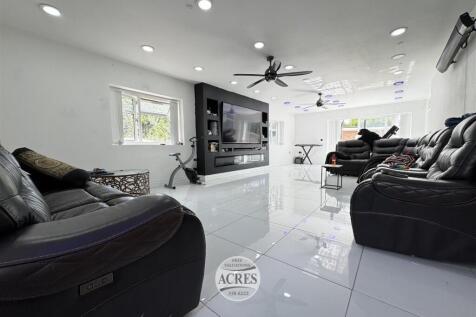 IMG_1605 (Large).jpg