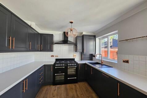 Chatsworth Mews, Bramhall, SK7 photo 4