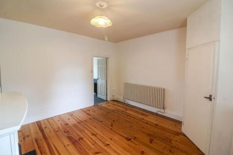 Market Street, Hollingworth, SK14 photo 5